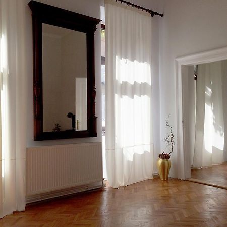 Contessa Apartment Cluj Napoca Kültér fotó