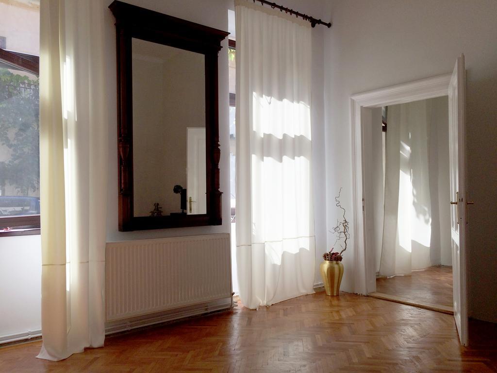 Contessa Apartment Cluj Napoca Kültér fotó